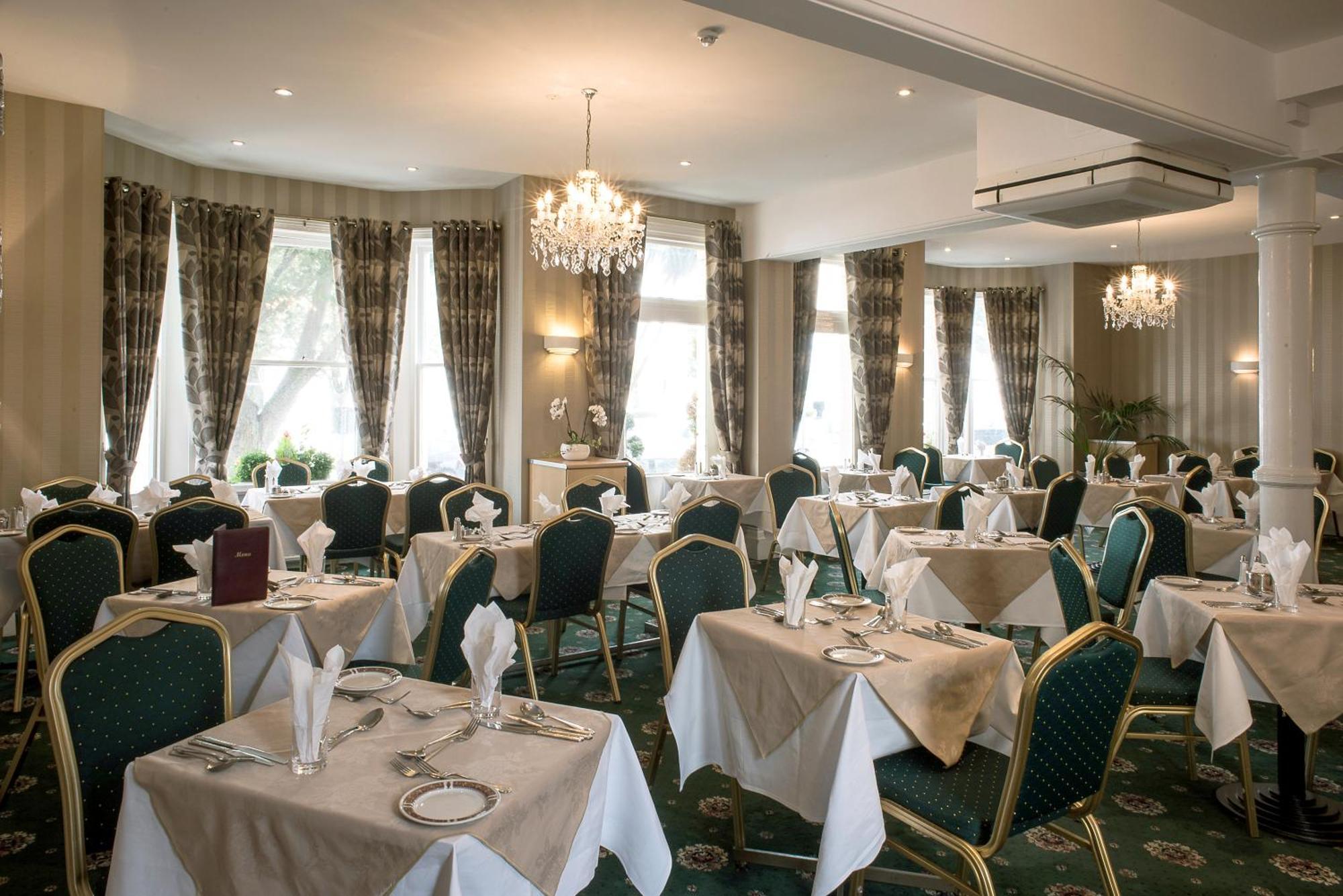 Haddon Hall Hotel Истборн Екстериор снимка